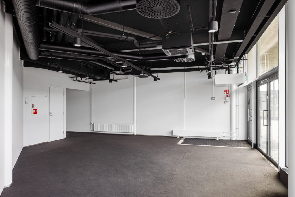 Pavilions 67,5 m² retail space